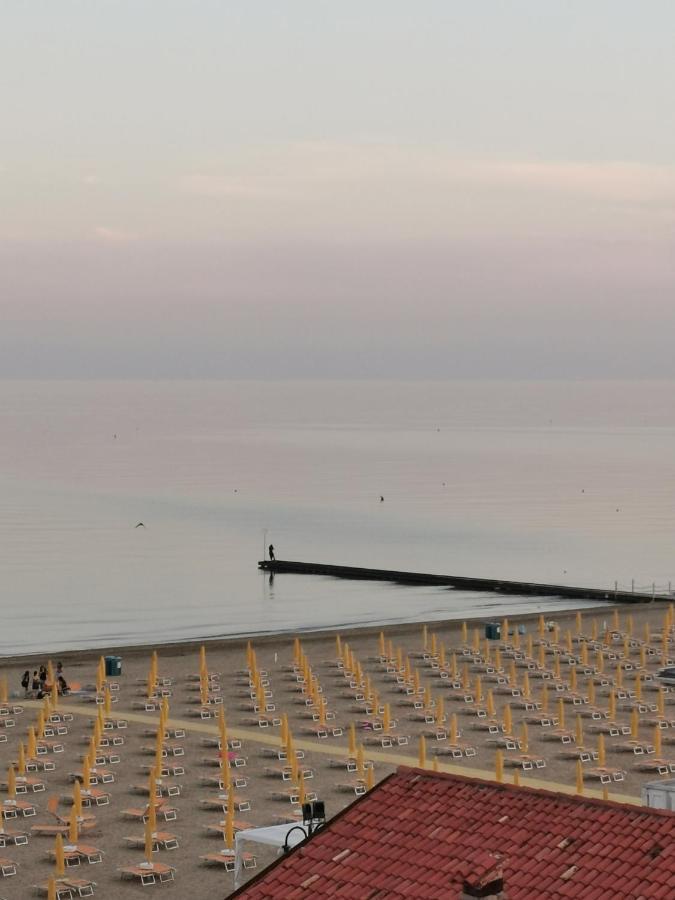 Hotel Terramare Lido di Jesolo Buitenkant foto