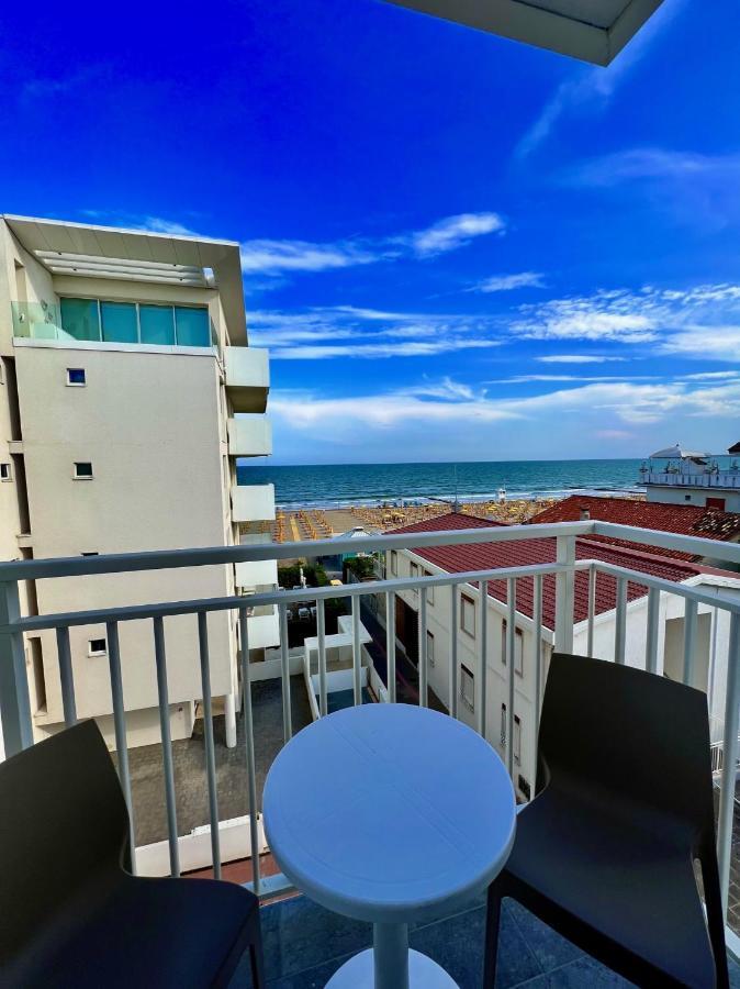 Hotel Terramare Lido di Jesolo Buitenkant foto