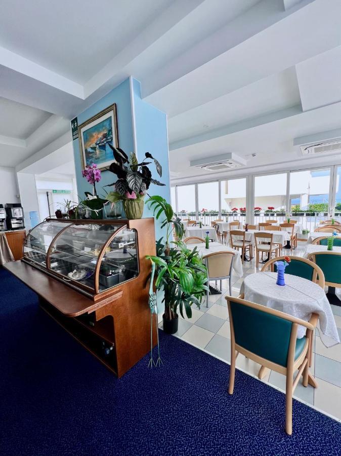 Hotel Terramare Lido di Jesolo Buitenkant foto