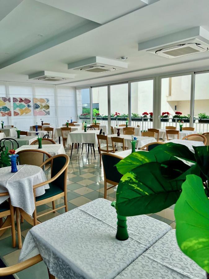 Hotel Terramare Lido di Jesolo Buitenkant foto