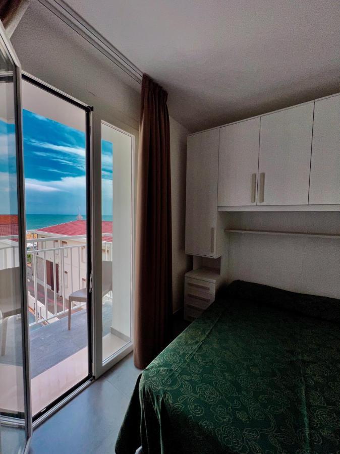 Hotel Terramare Lido di Jesolo Buitenkant foto