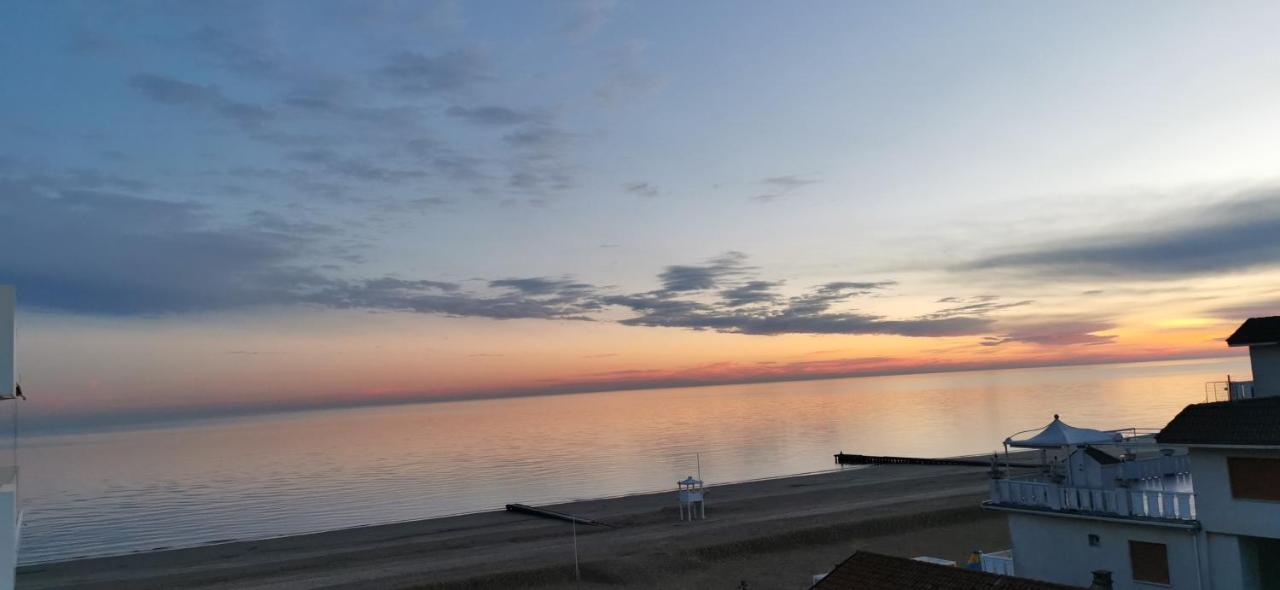 Hotel Terramare Lido di Jesolo Buitenkant foto