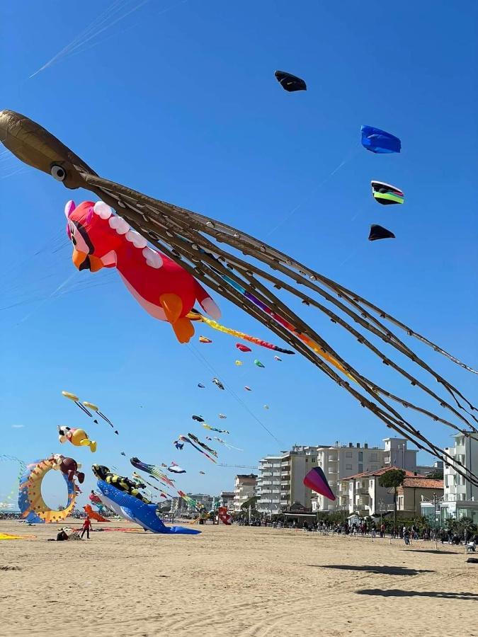 Hotel Terramare Lido di Jesolo Buitenkant foto